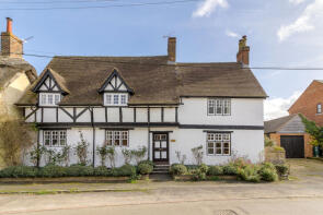 Oakleigh House, Main Street, Buckingham MK18 4LN