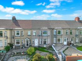 24, Penybryn Terrace, Hengoed CF82 7GG