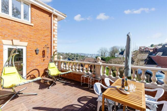 A21 - 21 Stoneleigh Drive Torquay - 260318.jpg
