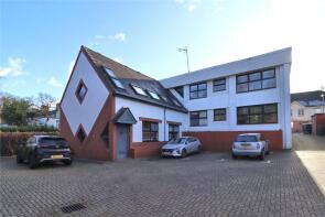 Flat 8, Friar House, Copse Road, St Johns, Woking GU21 8ST