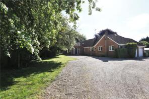Mead Acre, The Street, Pewsey SN9 5LQ