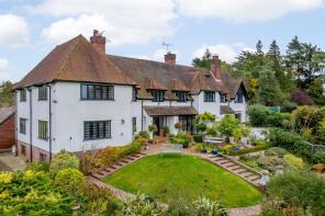 Frieth Court, Innings Road, Henley-on-thames RG9 6NU