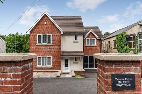 Mill Street, Tonyrefail, CF39