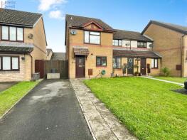 80, Heol Maes-yr-haf, Pencoed, Bridgend CF35 5PJ