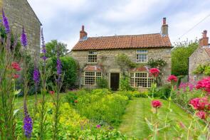 Bute Cottage, High Street, Lockton, Pickering YO18 7PZ