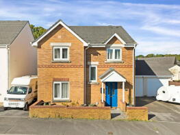 28, Heol Islwyn, Fforestfach, Swansea SA5 4NZ