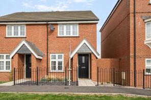 2, Merlin Terrace, Atkins Hill, Wincanton BA9 9GJ