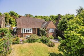 Broxholm, Peakdean Lane, Friston, East Dean BN20 0JD