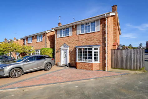 Taplin Way, Penn, Buckinghamshire, HP10
