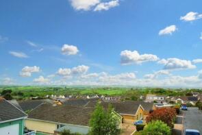 6 Bryn Y Mor, Green Park, Pentlepoir, Saundersfoot SA69 9BL