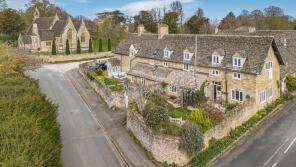 Colts Close Barn, Section Of A420 Running Through Buckland, Buckland, Faringdon SN7 8QR