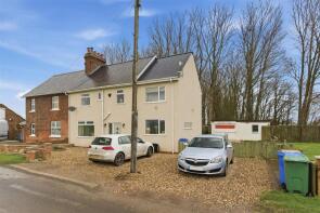 2, Old Hall Cottages, Old Hall Road, Hull HU12 0EE