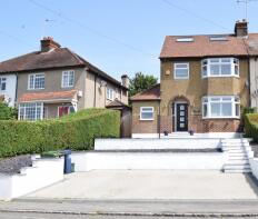 33, Robinson Road, High Wycombe HP13 7BL