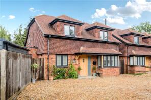 2a Millbrook Cottage, Oxted Green, Milford, Godalming GU8 5DA
