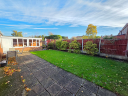 17, Harewood Avenue, Kirk Sandall, Doncaster DN3 1PF