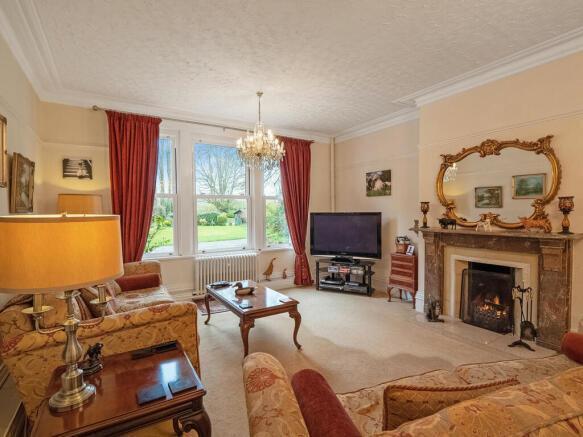 sitting room a.jpeg