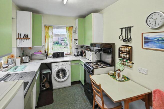 99 Glentrammon Road, Green Street Green, Orpington, Kent, BR6 6DQ