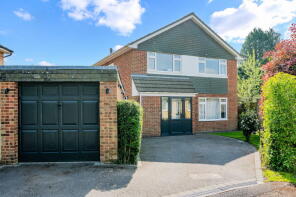 7, Clayford, Lingfield RH7 6PR