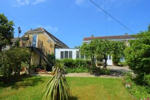 8, Castle Crescent, Fernham Road, Shellingford, Faringdon SN7 7PX