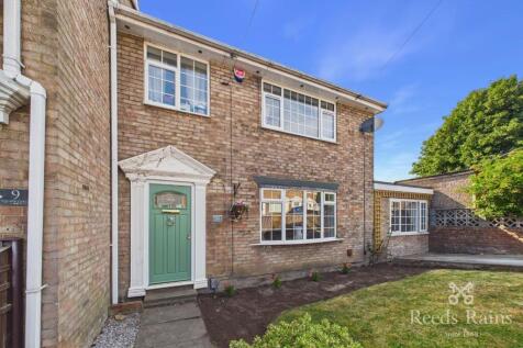 Thorpe Garth, Leeds, West Yorkshire, LS10