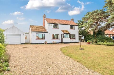 Whitecrest, 5 Morston Road, Blakeney, Holt NR25 7BD