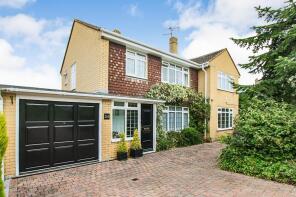 24, Home Platt, East Grinstead RH19 4NZ