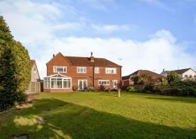 Chantry House, Thorne Road, Doncaster DN8 5TB