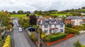 14, Camden Road, Brecon LD3 7RS