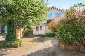 Country House, Fore Street, Kentisbeare EX15 2AD