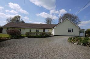 Robin Hill, Road Past Cookbury Court, Holsworthy EX22 7YG