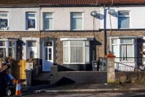 16, Woodlands Crescent, Treharris CF46 5AP