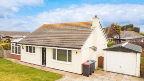 Tiselt, Oswald Crescent, Dumfries DG2 8AZ