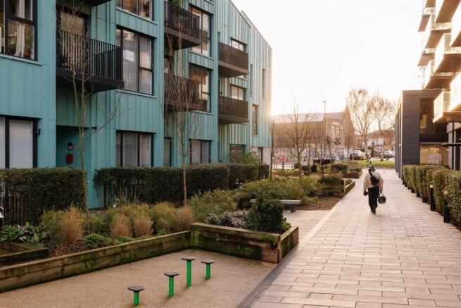 Bundocks Walk, E3