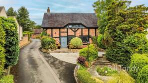 13, Brook End, Longdon, Rugeley WS15 4PB