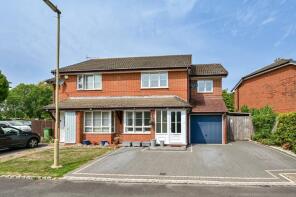 9, Nevada Close, Farnborough GU14 0PA
