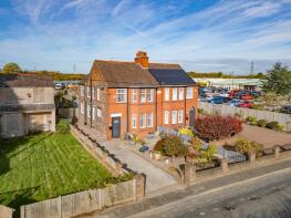 214, Mill Lane, Widnes WA8 3UW