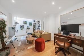 Flat A, 172 174, Kennington Park Road, London SE11 4BT