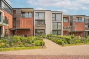 31, Almond Close, Corsham SN13 9GL