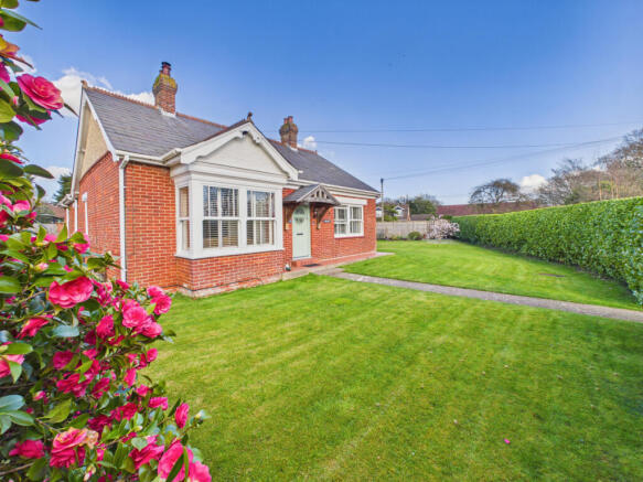 4 Bedroom Detached Bungalow for sale