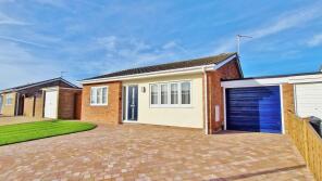27, Laxton Grove, Frinton-on-sea CO13 0SD