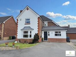 14, Woodlands Walk, Middlesbrough TS9 5QG