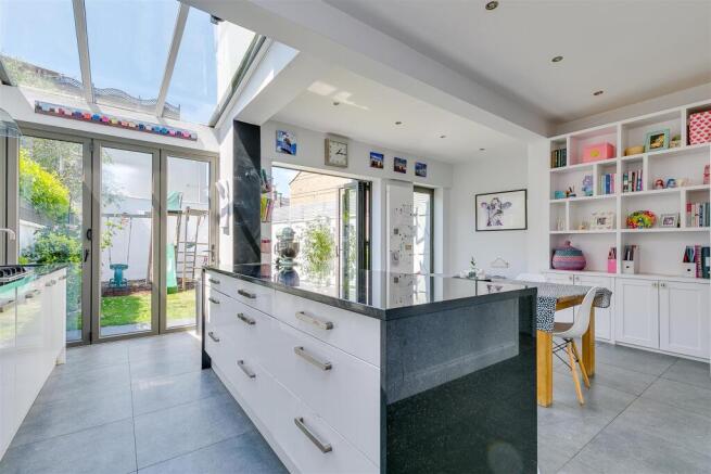 FOR SALE - Heathfield Gardens, W4