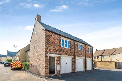 Poppy Terrace, Carterton