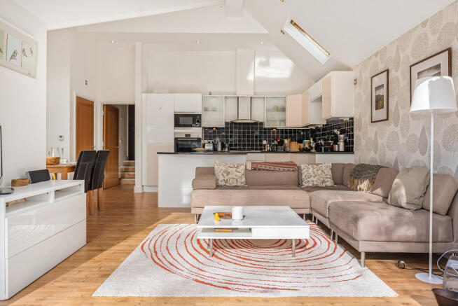 Kitchen/living