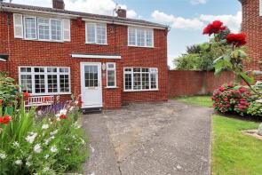 17, Triggs Close, Woking GU22 0EJ