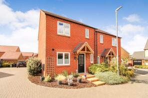 6, Monetery Croft, Bedford MK45 4QN