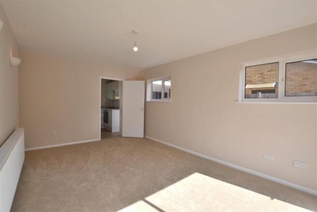 Living Room 1.JPG