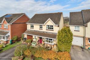 11, Kings Meadow Drive, Winkleigh EX19 8HD