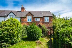 2, Giffards Cottages, Wood Road, Wolverhampton WV8 1QR