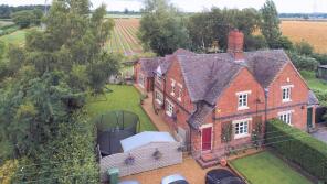 7, Rushey Lane, Wolverhampton WV7 3AZ